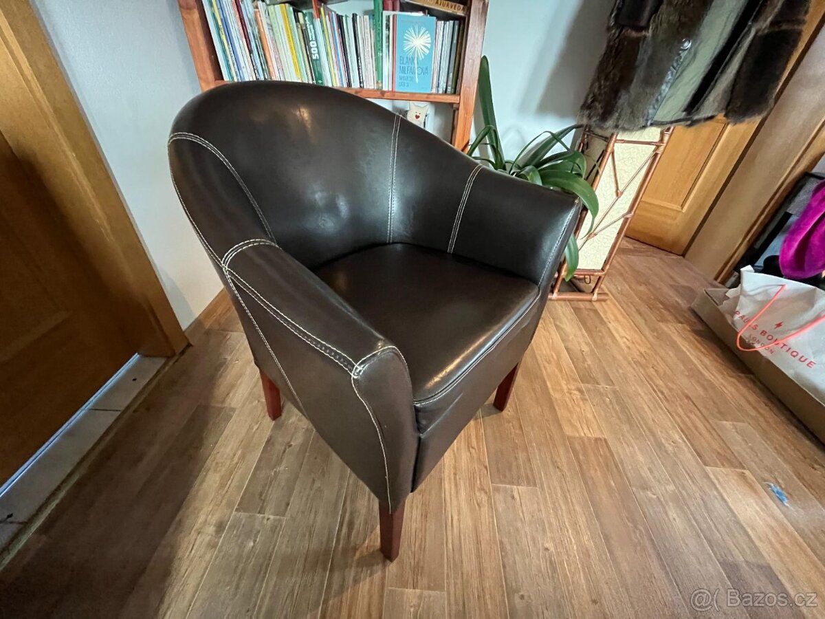 kožené křeslo TOP STAV - 2