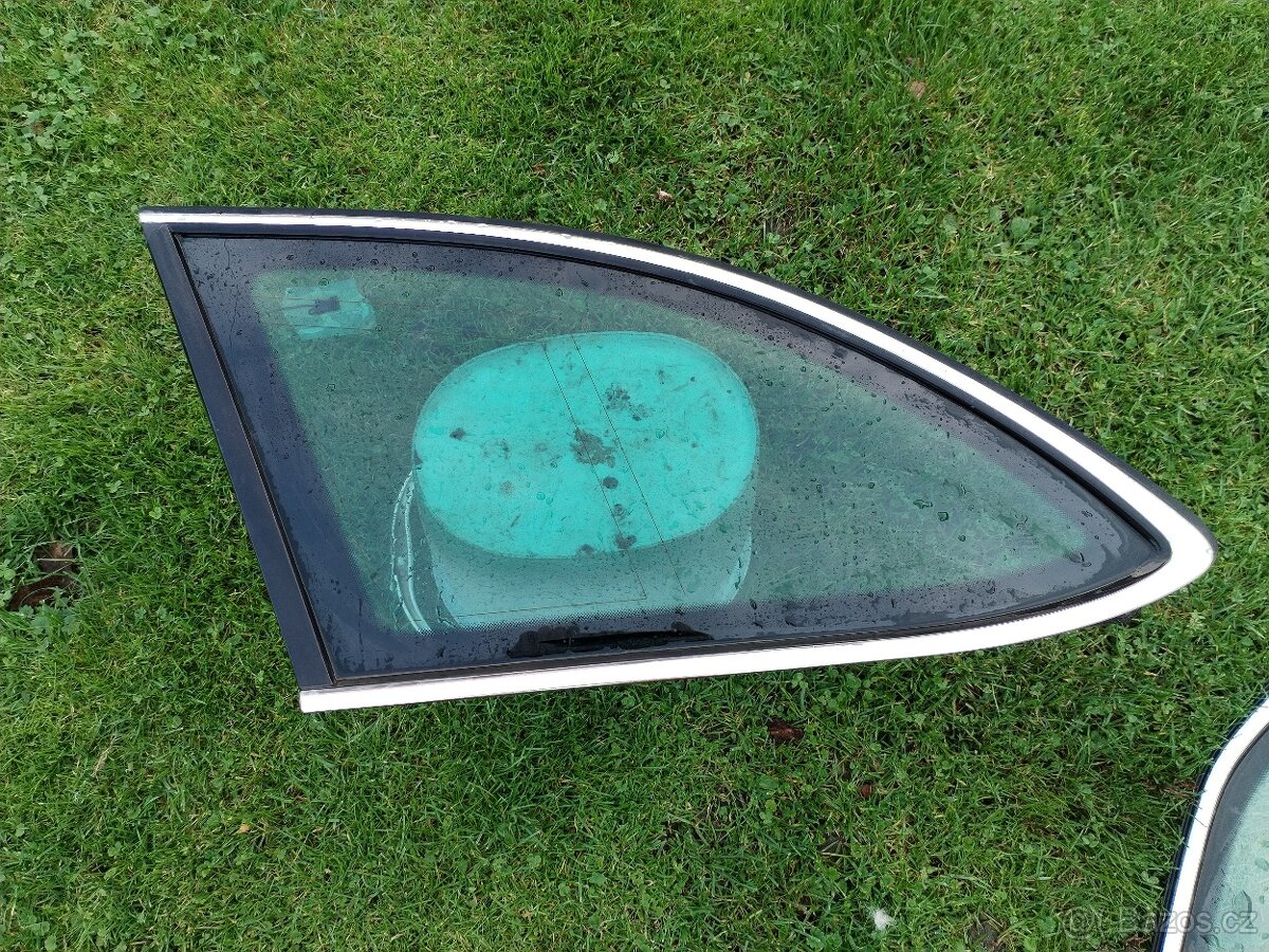 Škoda boční skla do blatníku - 2