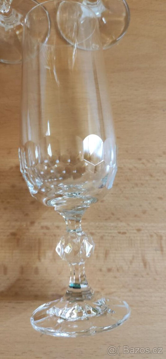 Skleničky na sekt - 2