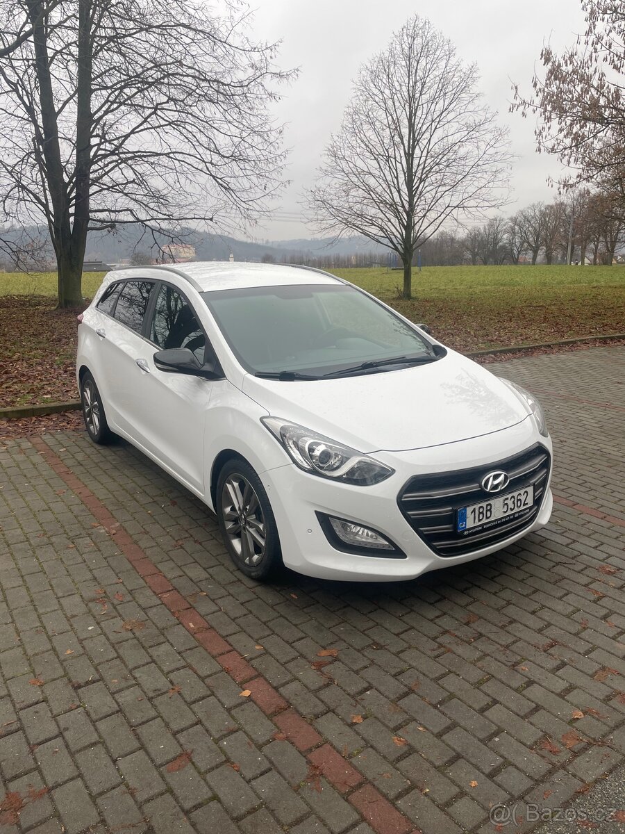 HYUNDAI i30 1.6 crdi 81kw STYLE - 2
