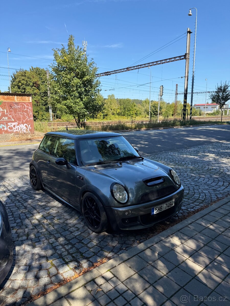 Mini cooper r53 jcw - 2