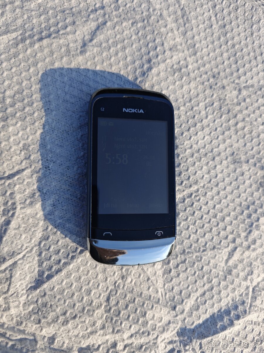 Nokia C2-06 - 2