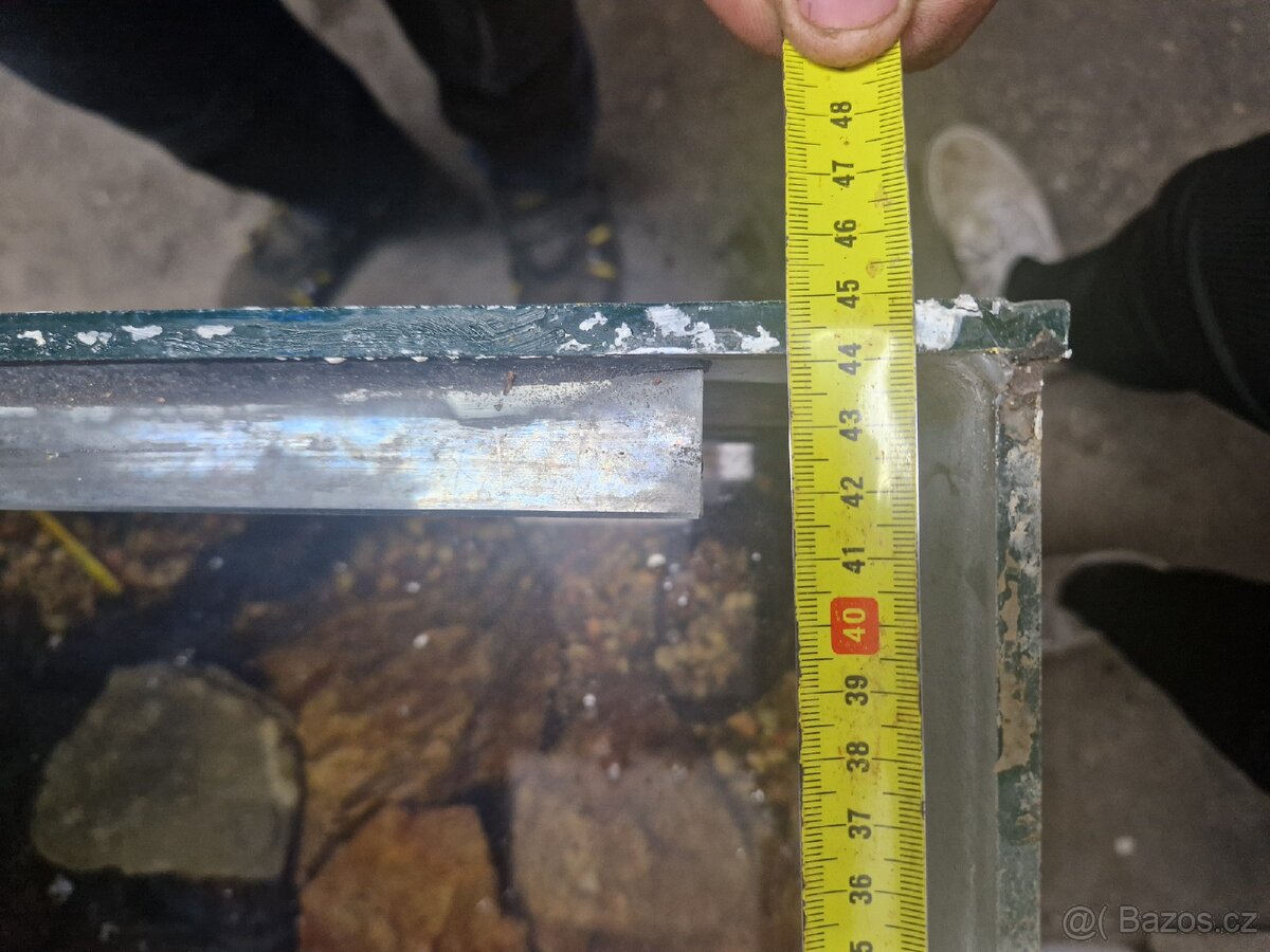 Akvárium cca 300l - 2