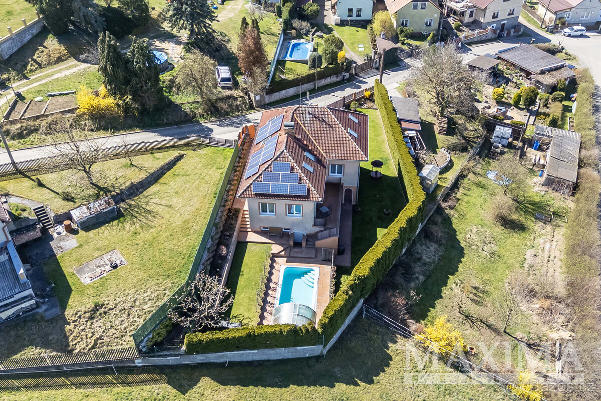 Dům 6 a více o ploše 226 m2 - Otmíče, Otmíče - 2