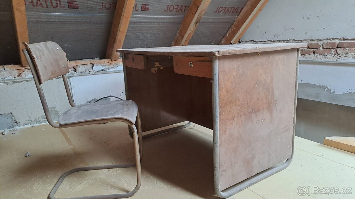 Starožitná školní lavice - 2