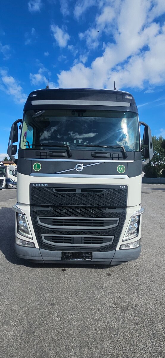 VOLVO FH 500 - TAHAČ NÁVĚSŮ - 2