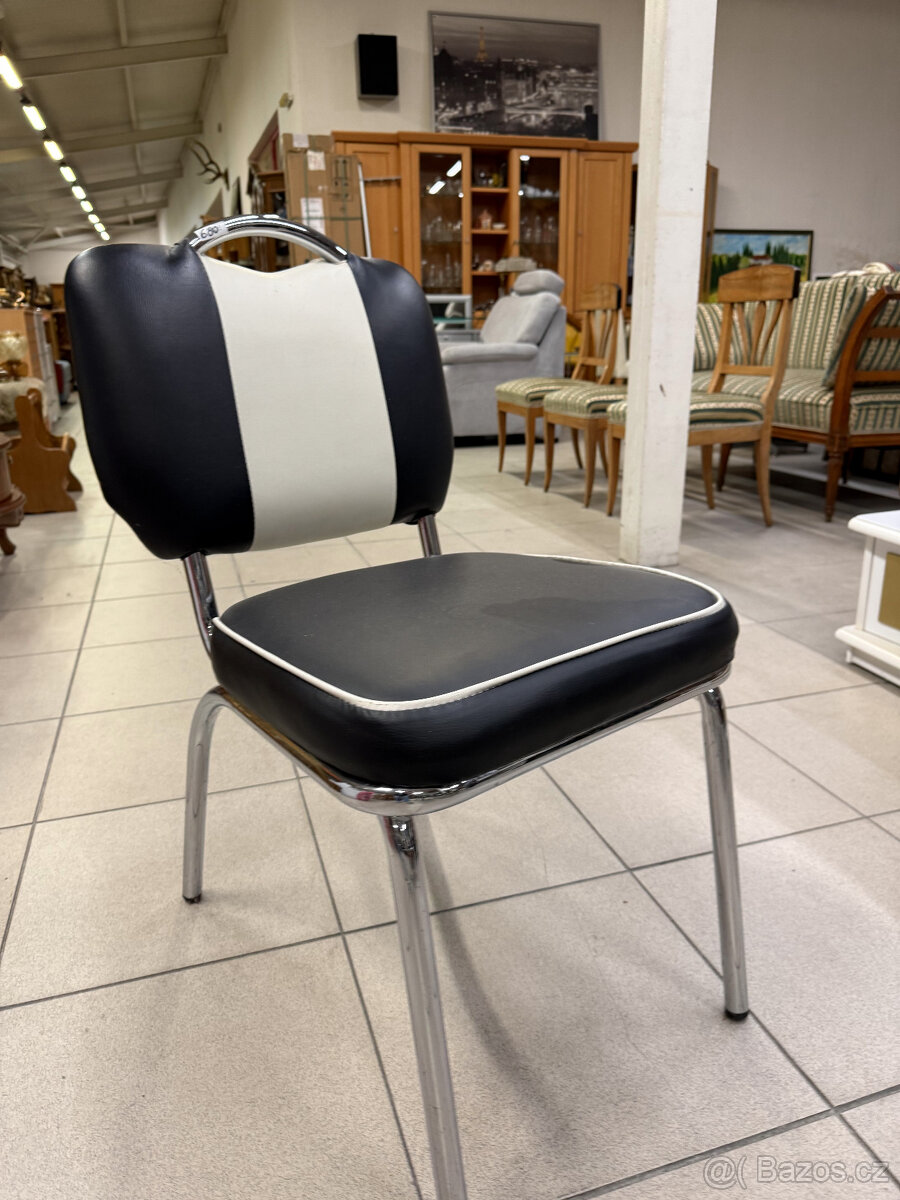 10 kusů chromovaných ,,Amerických" židlí - 2