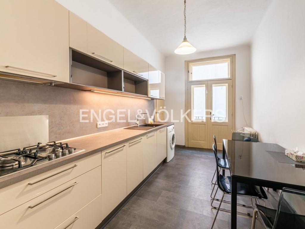 Pronájem bytu 4+1 140 m2 - 2