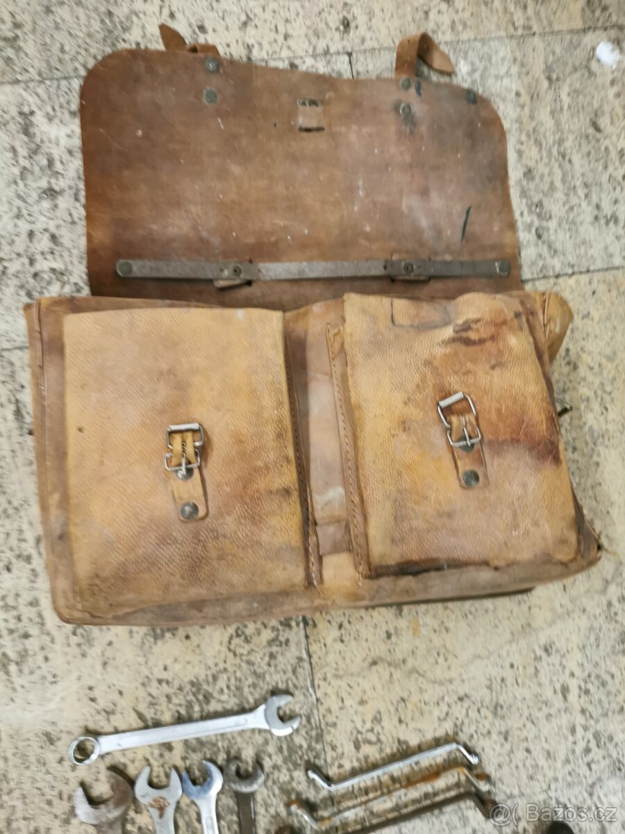 Staré nářadí. - 2