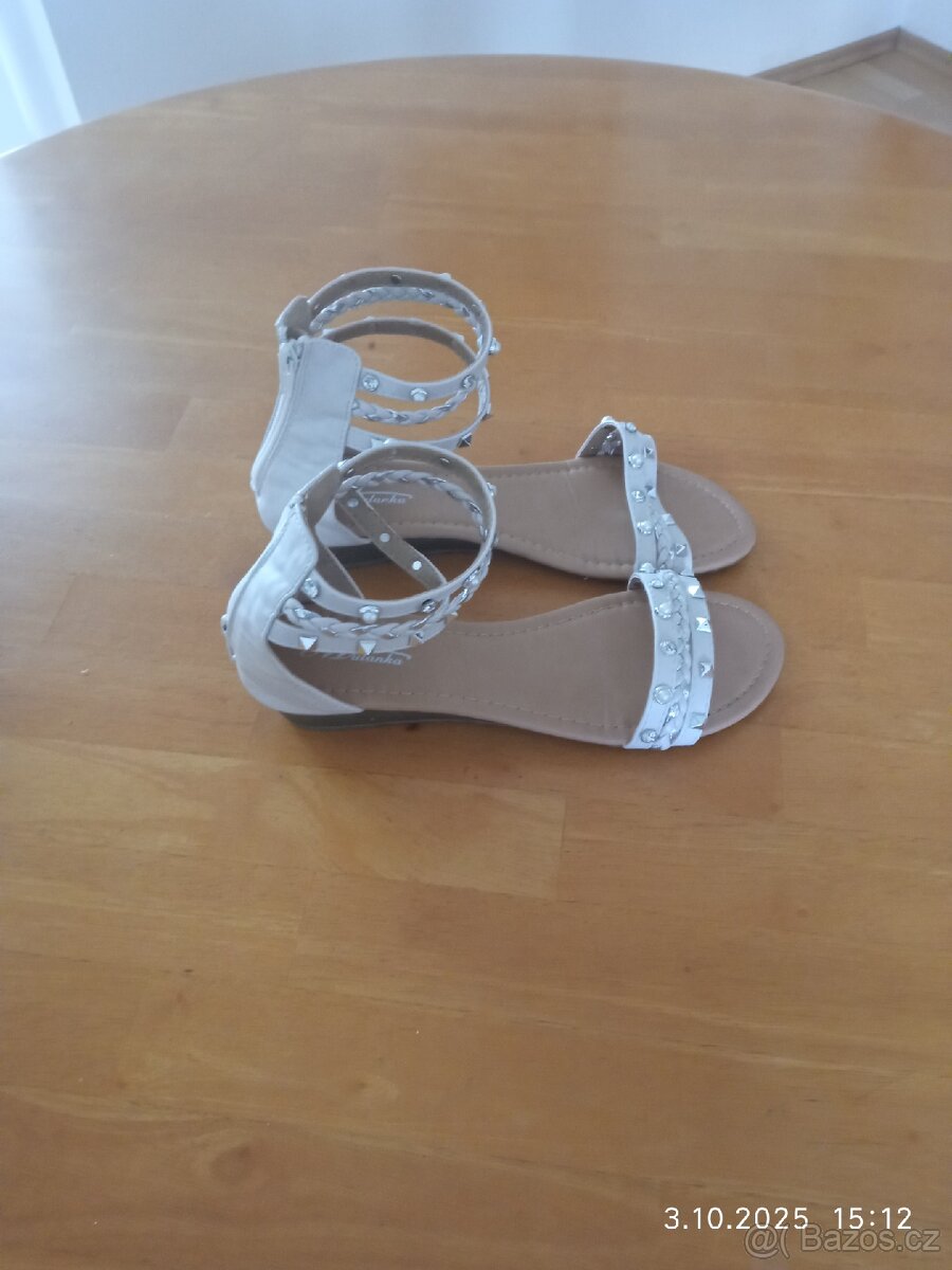 Dámské letní boty bílé 39-40 - 2