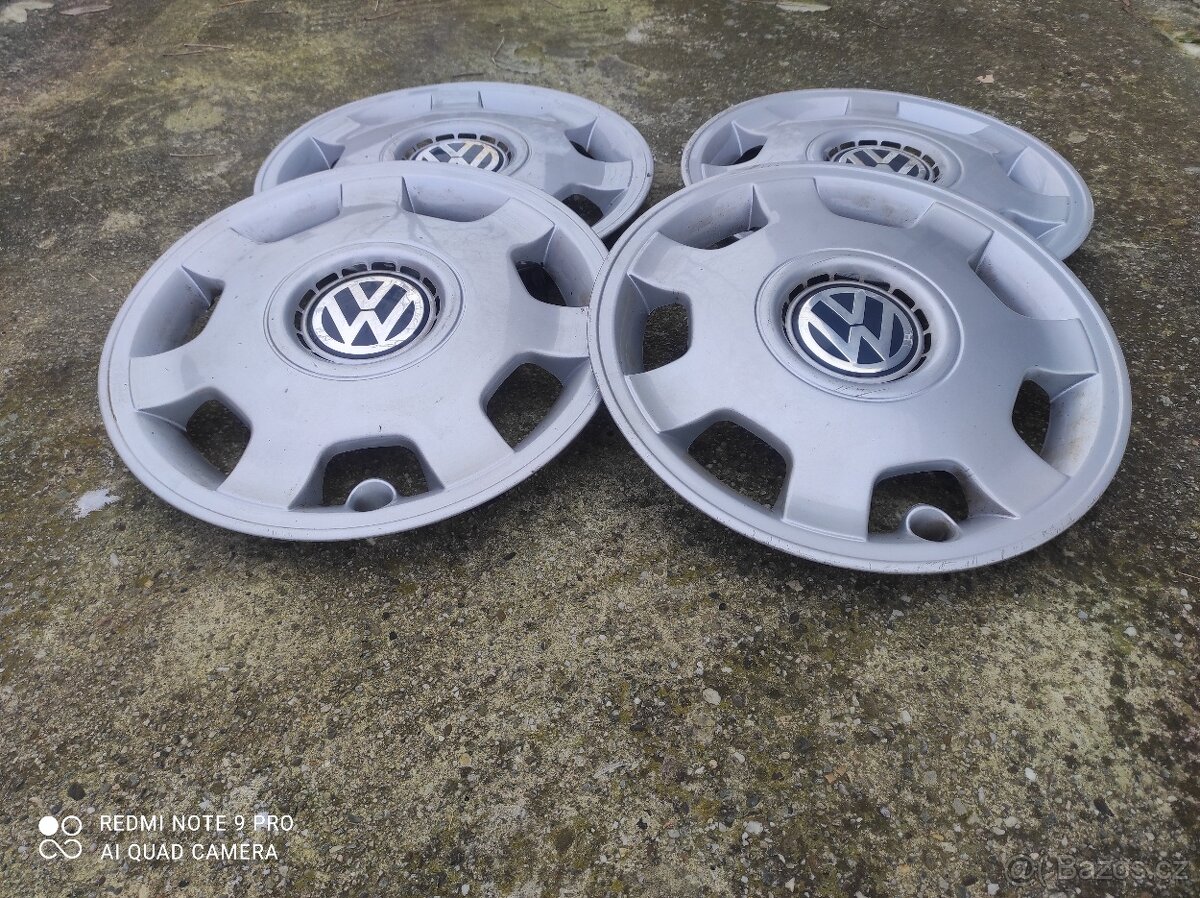 Kryty na kola 15" WV - 2