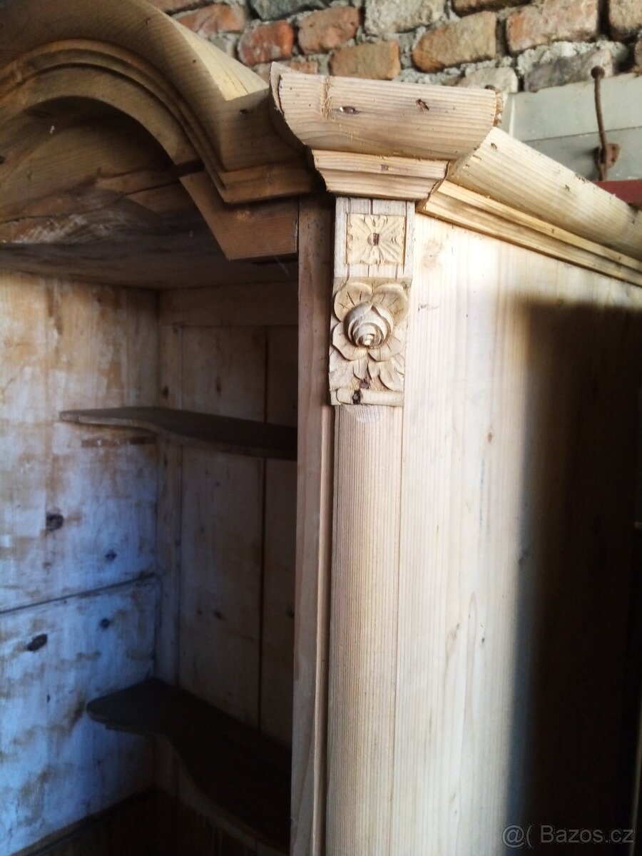 Starožitný Selský skleník, skříň - 2