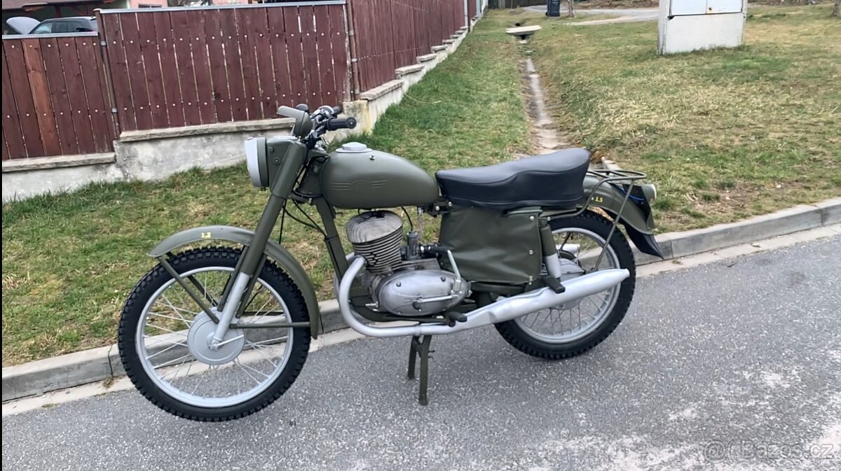 Jawa 250 typ 579 Švéd, Libeňák - 2