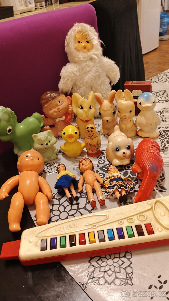 Gumové piskaci hračky - 2