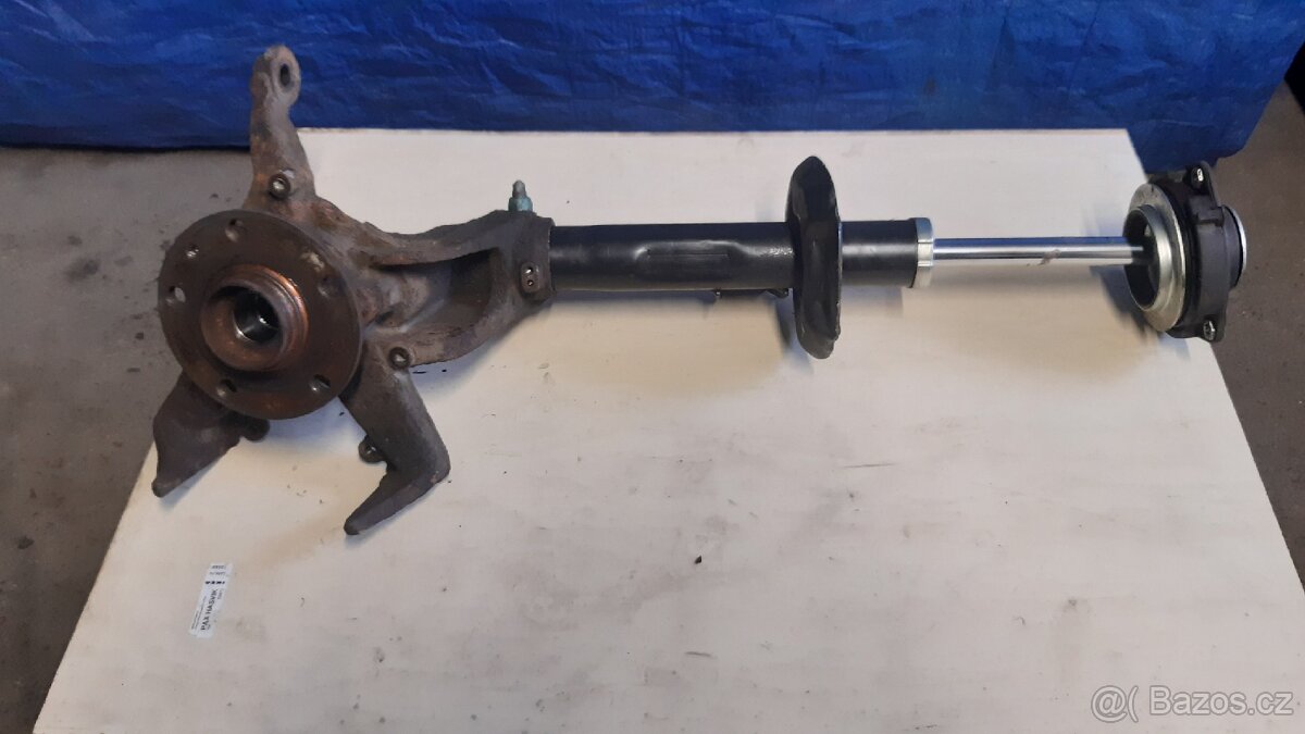 Škoda Octavia 2 těhlice - 2