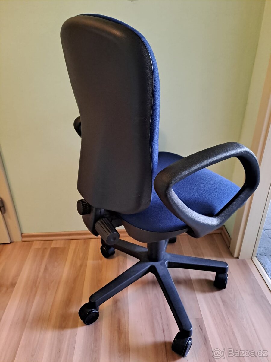 Kancelářská židle - 2