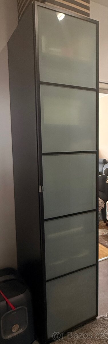 Sestava skříní Ikea Pax - 2