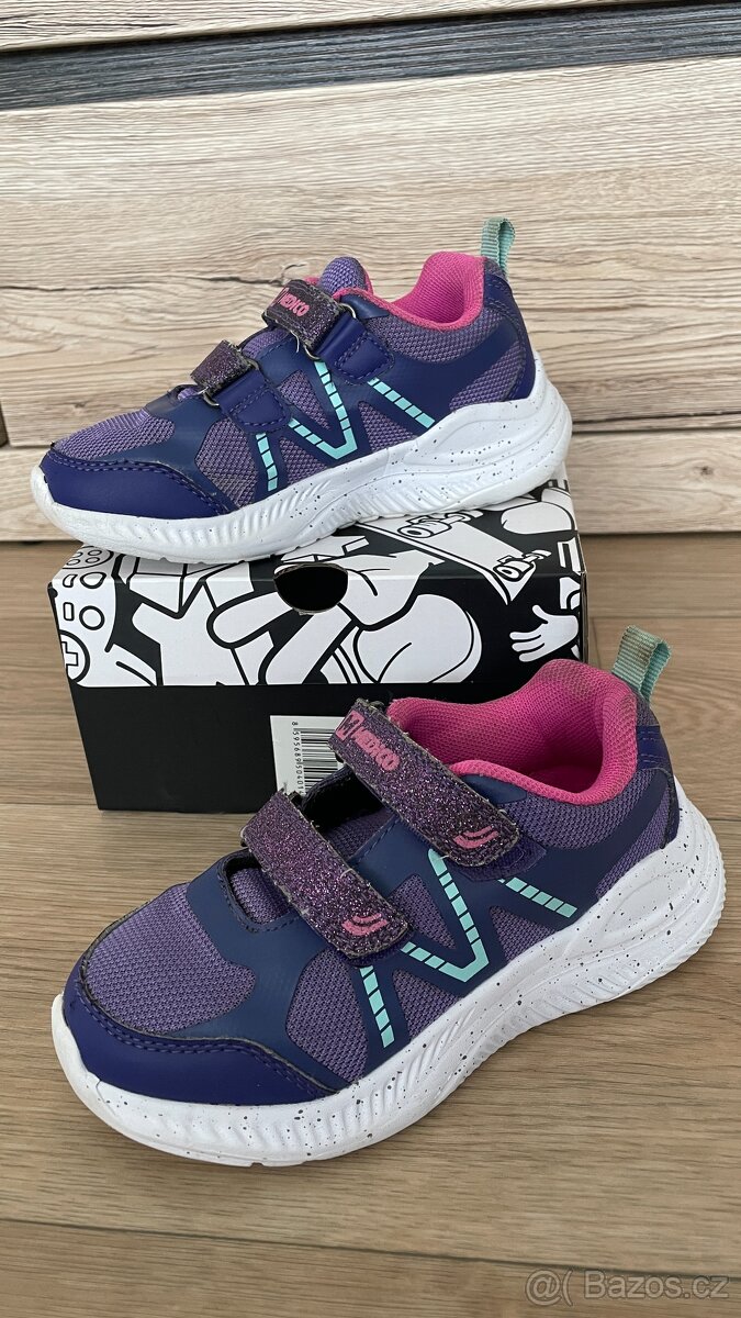 Dívčí byty Medico vel. 28 - 2