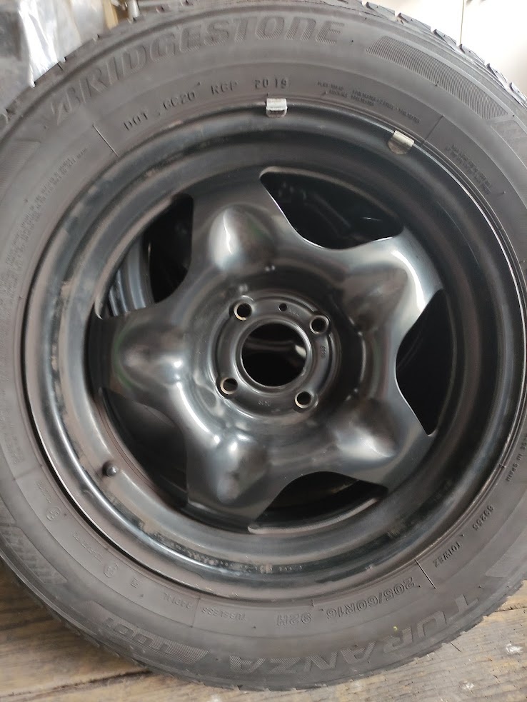 Sada kompletních kol na os. auto. - 2