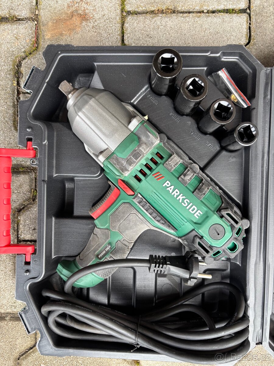 Parkside rázový utahovák - 2