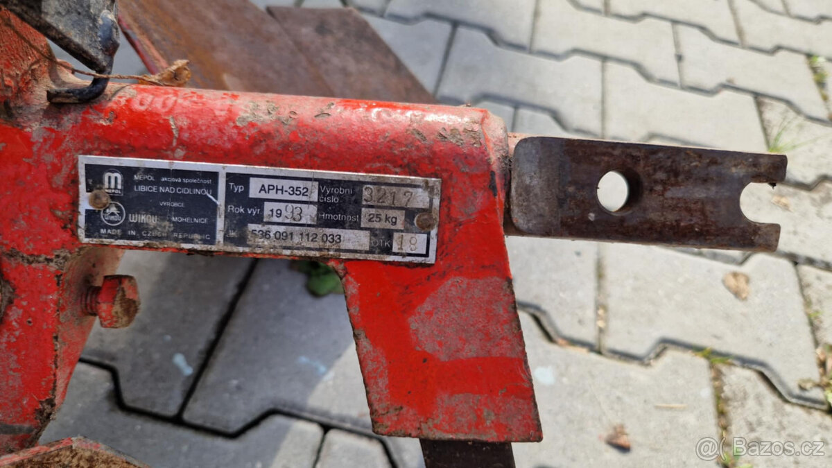 Pluh obracák Vari Tera APH 352 - 2