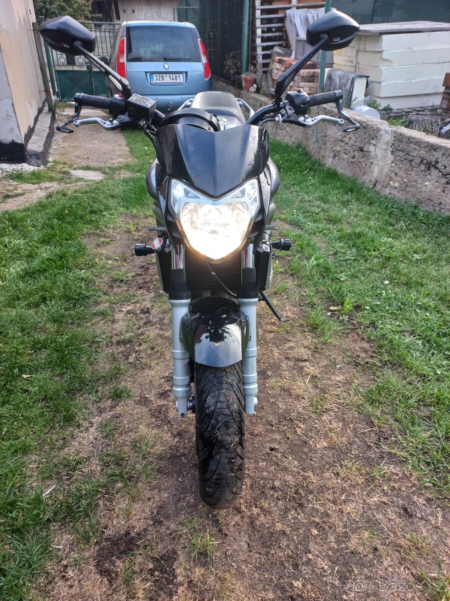 Yamaha fz6 S - 2