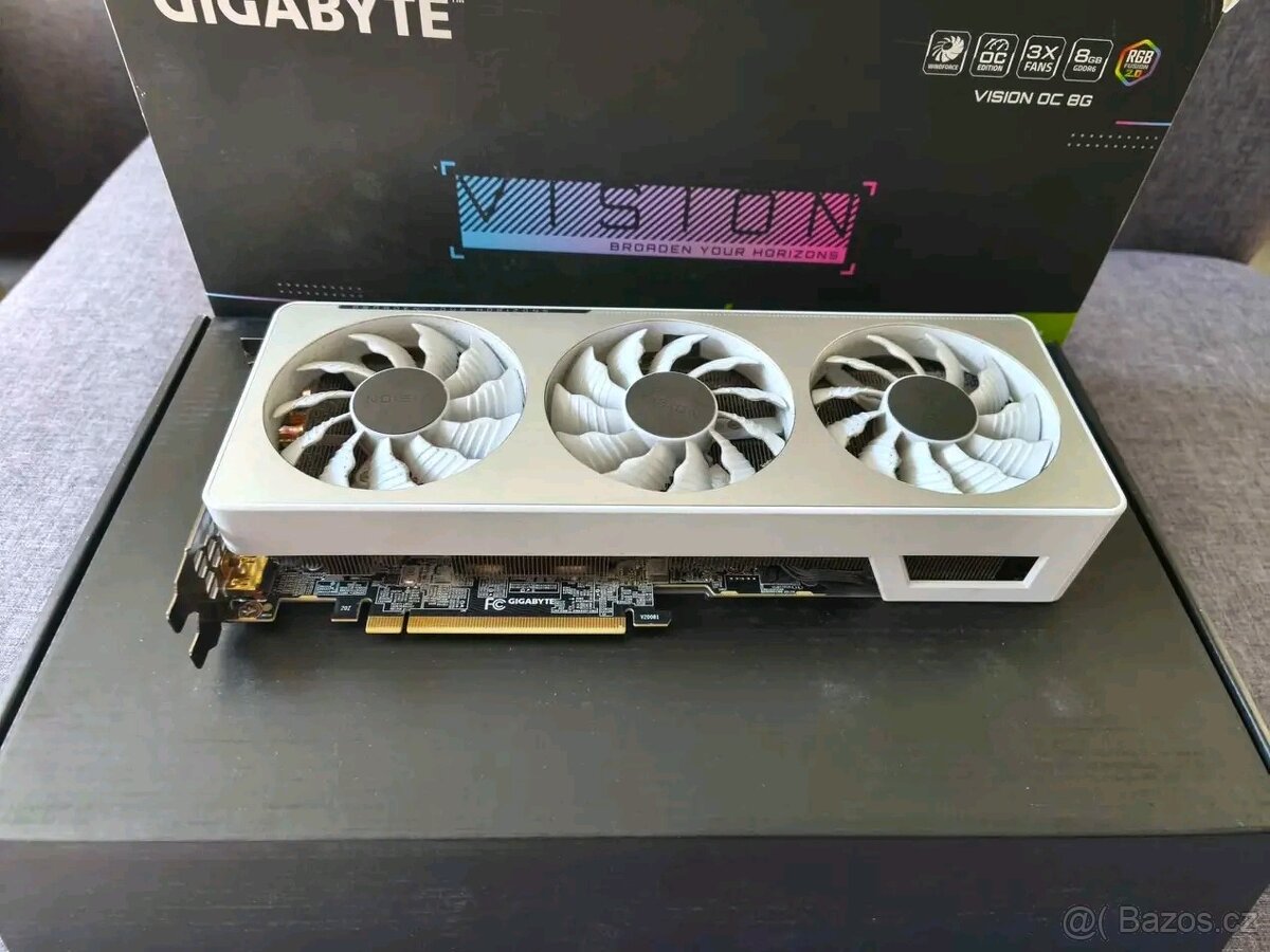 Gigabyte GeForce RTX 3070 VISION OC 8G - 2