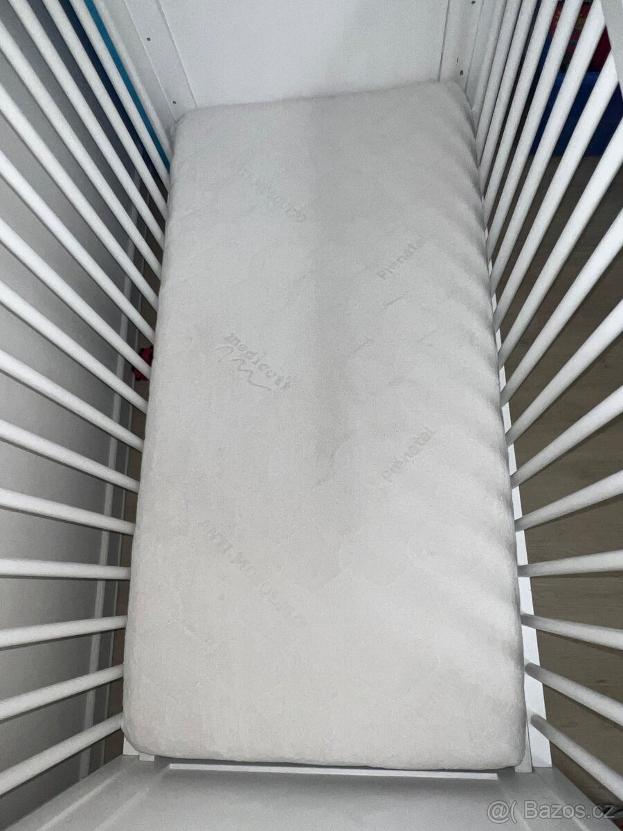 Dětská postýlka + ostatní příslušenství - 2