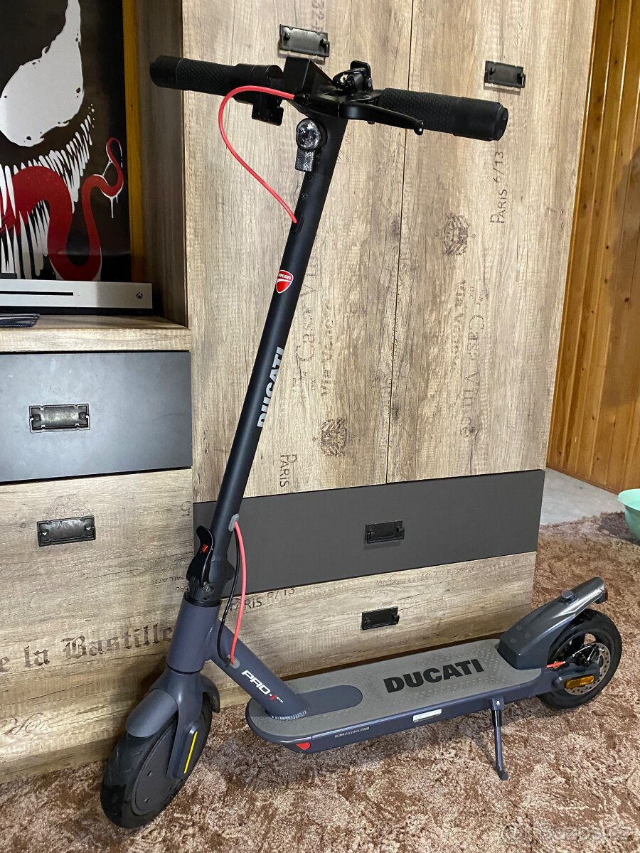 Elektrokoloběžka Ducati PRO-I EVO - 2