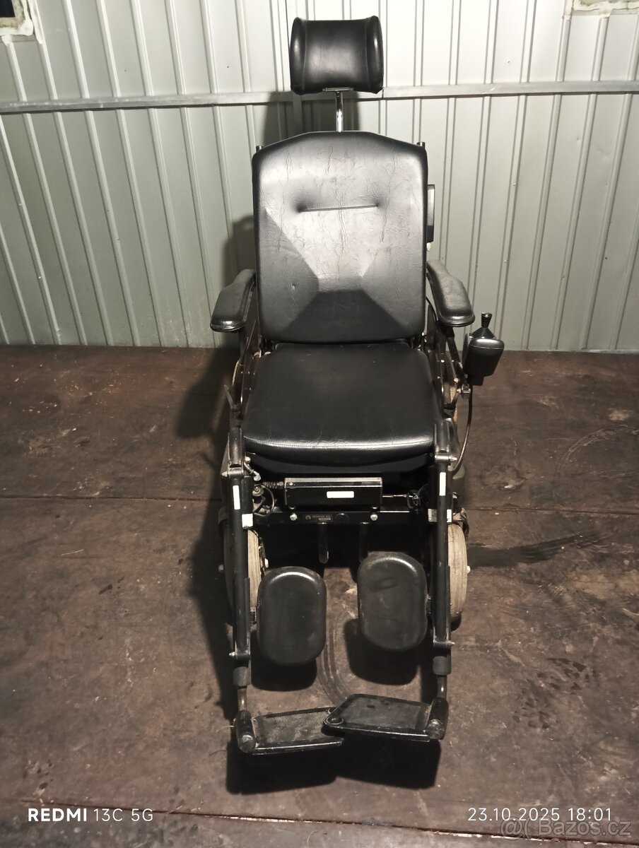 Elektrický invalidní vozík - 2