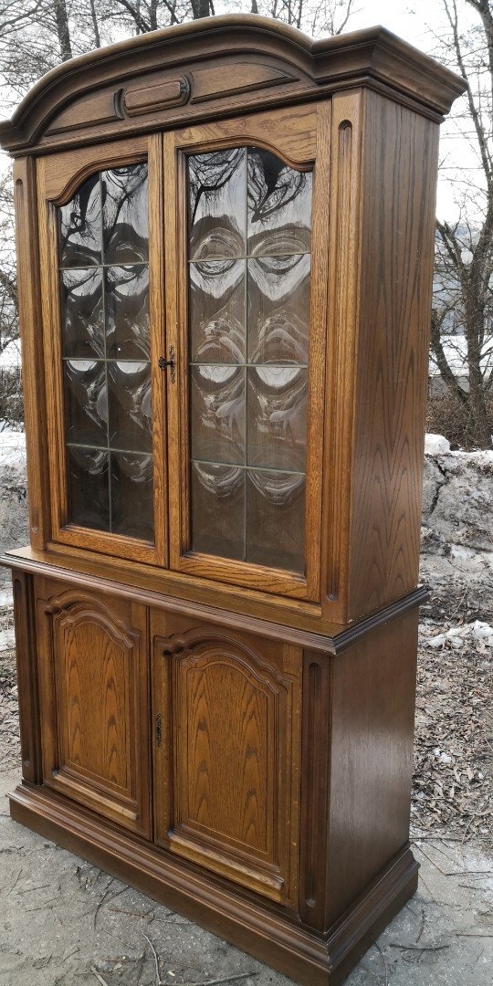 Rustikální masivní vitrína - 2