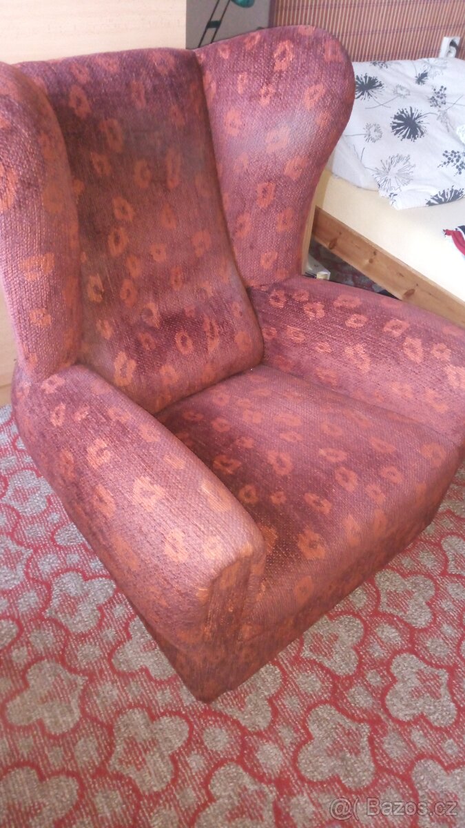 Ušák křeslo. - 2
