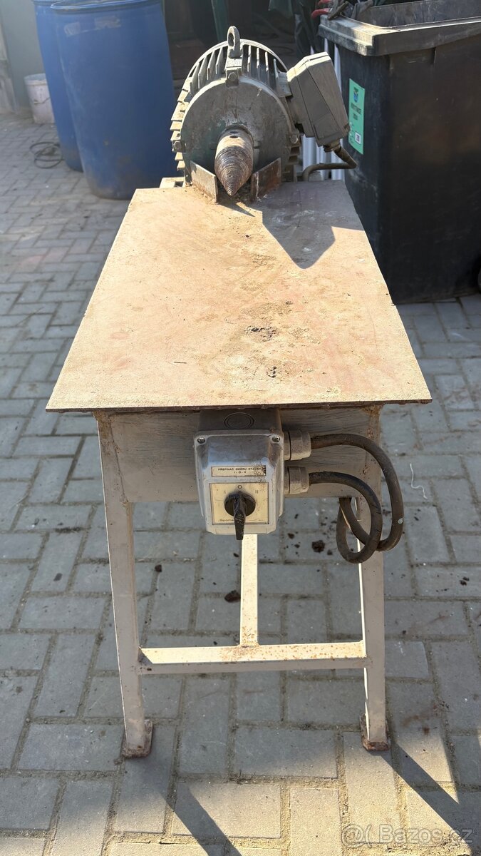 Kuželová štípačka, elektromotor 3kw - 2