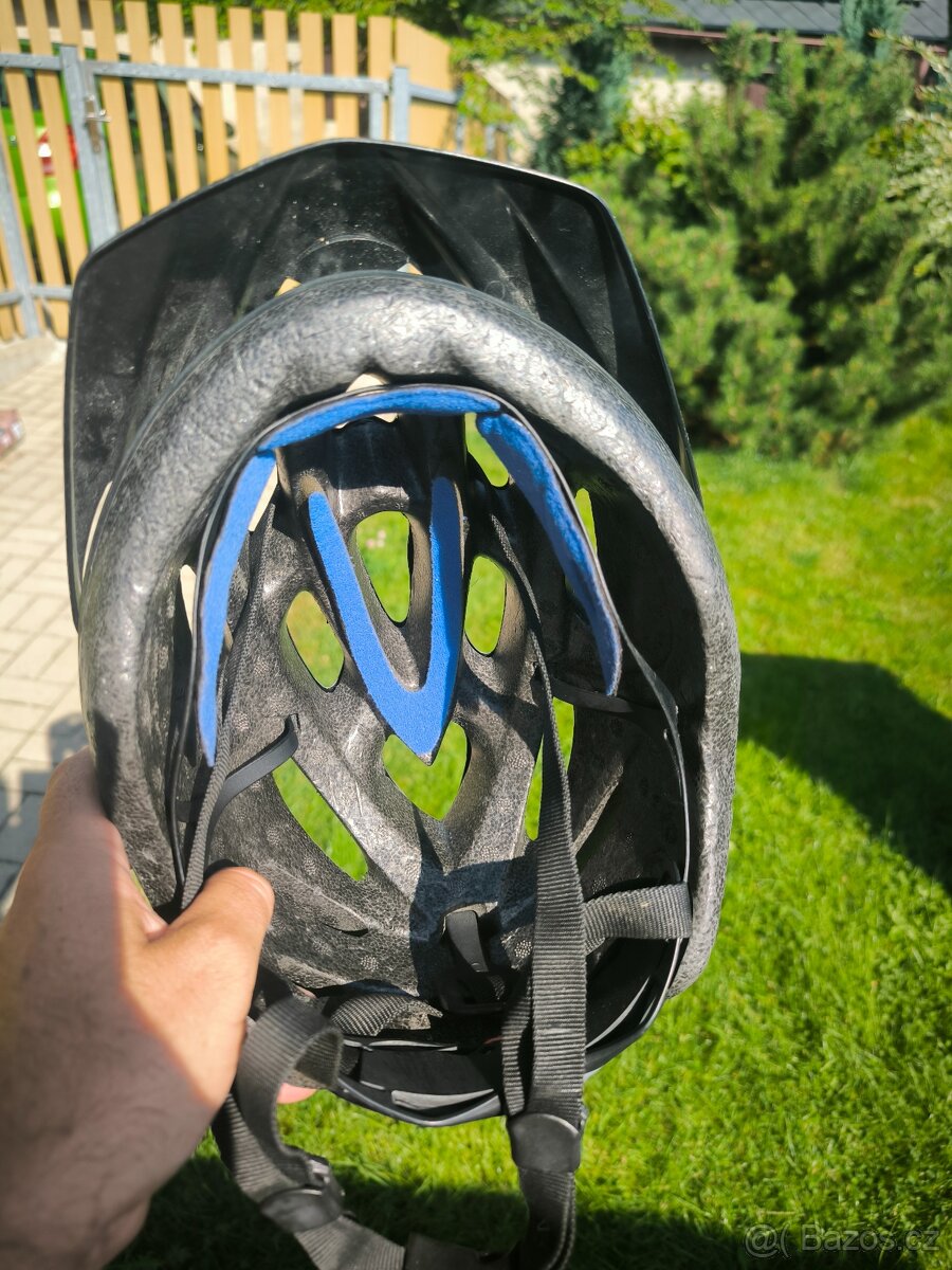 Cyklistická přilba Bell - 2