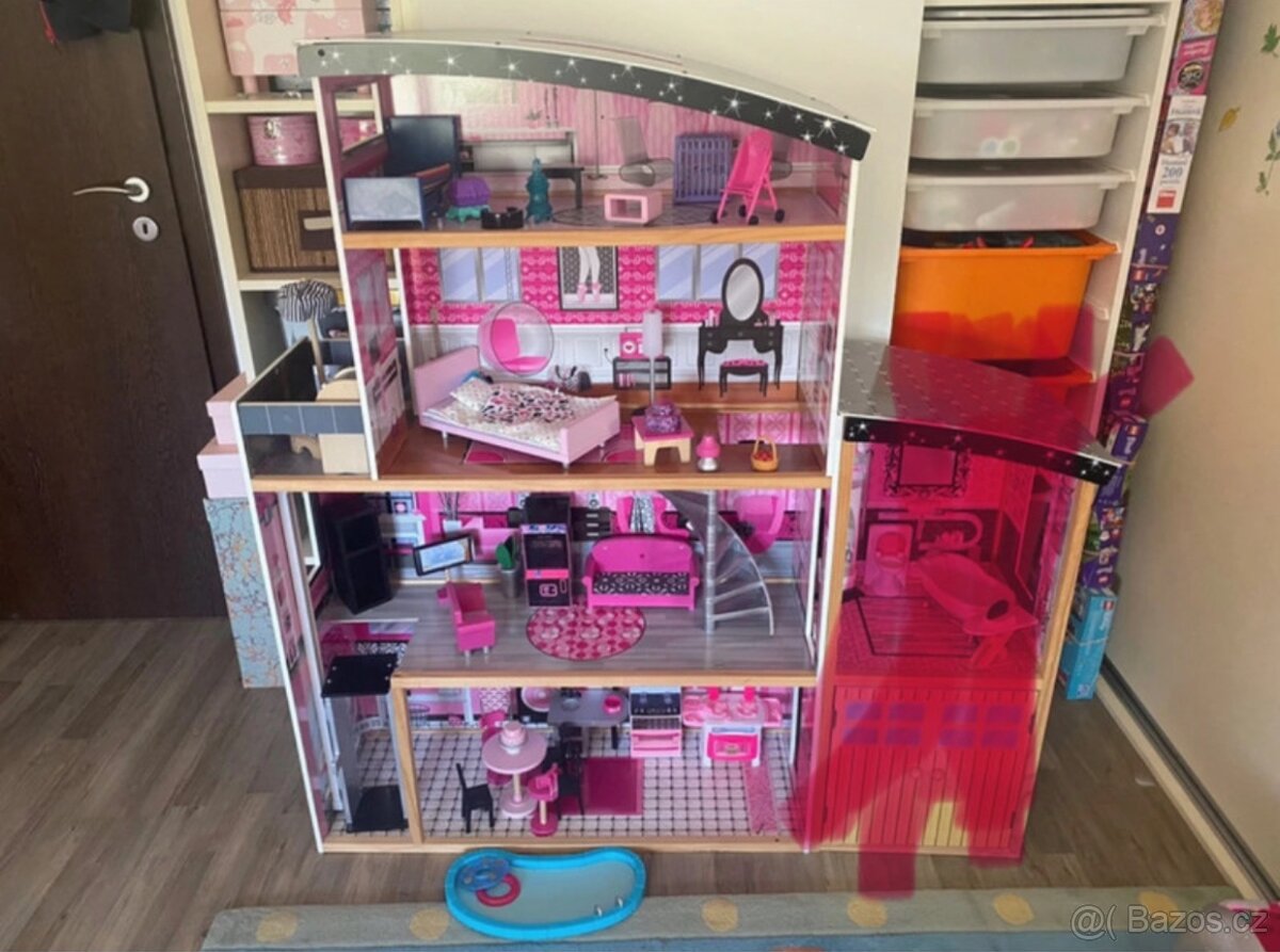 Velký dřevěný dům - 2