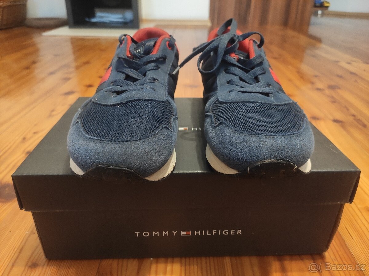 Tommy Hilfiger vycházková obuv 40 - 2