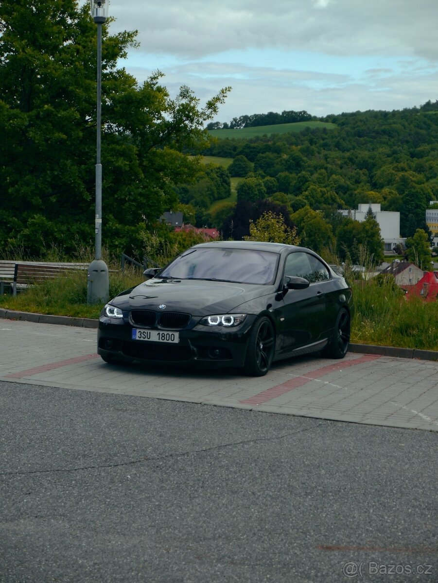 BMW 330D 3L m57 170kw M-packet - 2