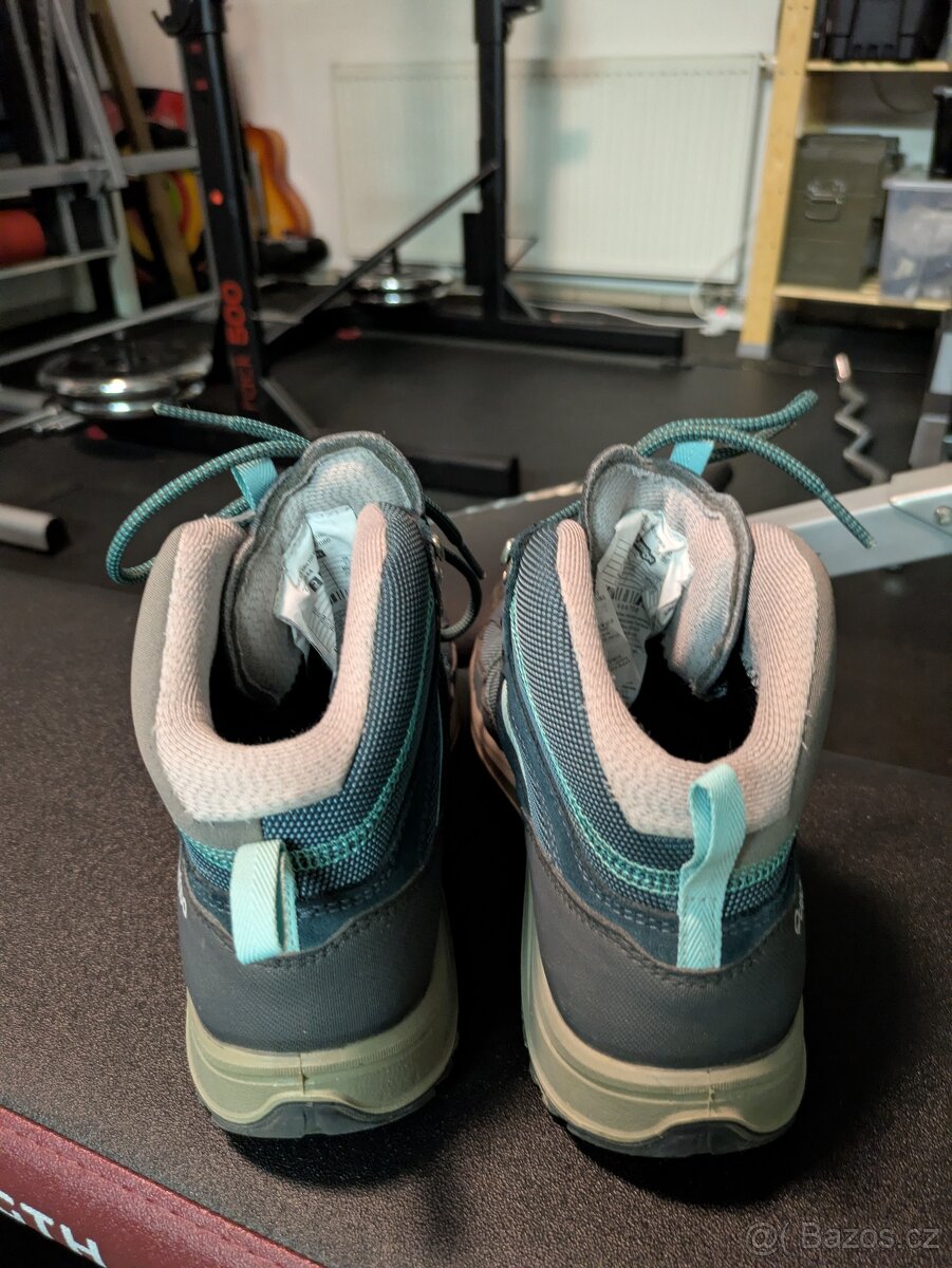 Trekové boty kotníkové Quechua - 2