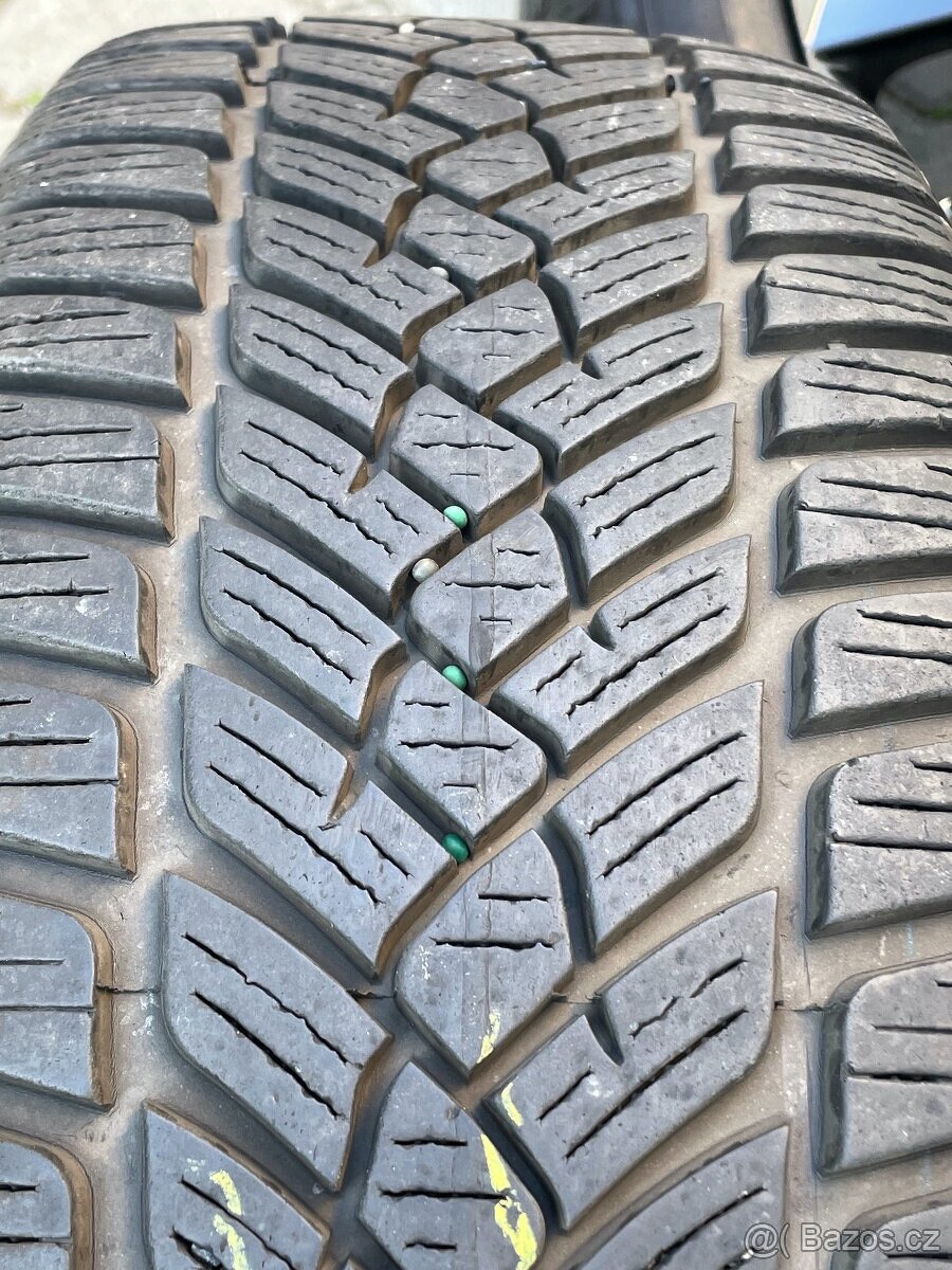 Zimní sada pneumatiky 215/55 R17 4Ks - 2
