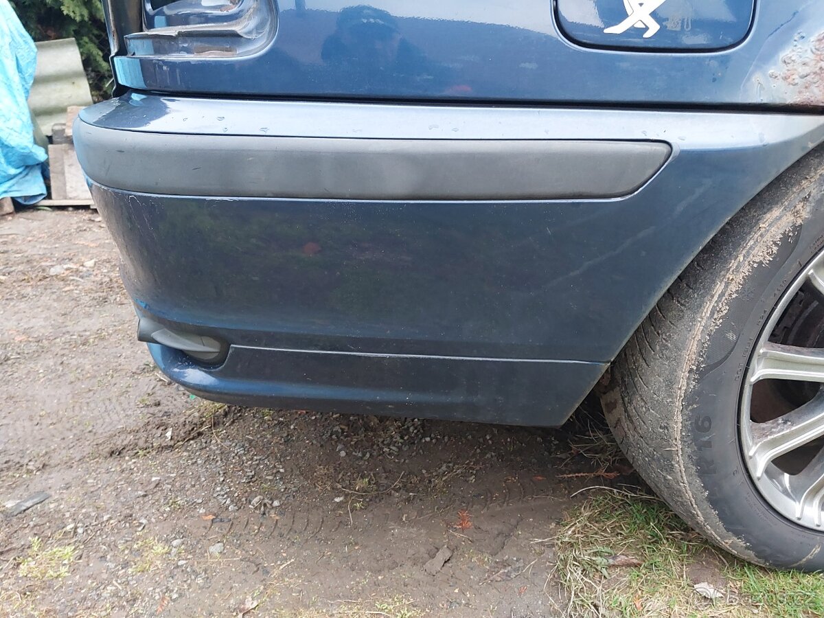 BMW e46 zadní nárazník - 2