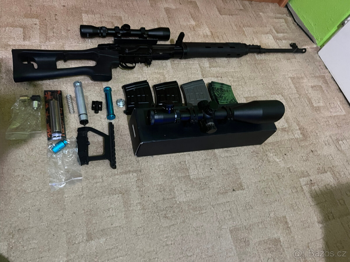 Airsoft SVD s příslušenstvím - 2