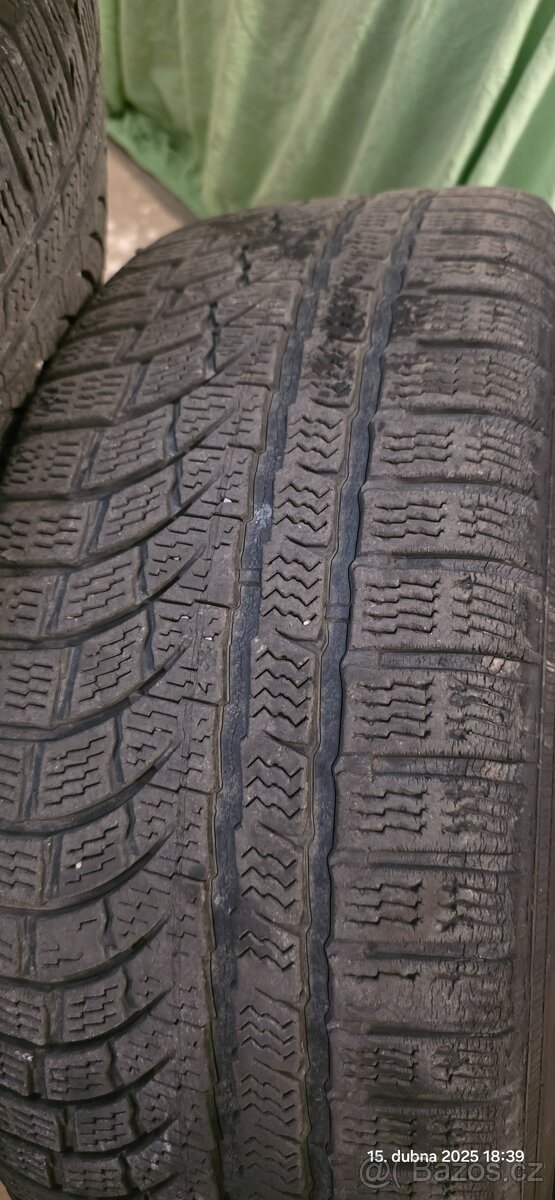 Sada kol ( zimní ) 235/55/17 - 103 V vč. čidel tlaku - 2