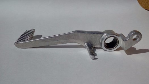 Páčka zadní brzdy Yamaha YZF-R6 - 2