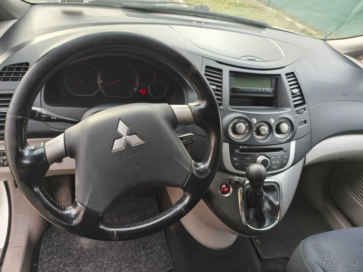 Mitsubishi Grandis 2.0 DiD - 2