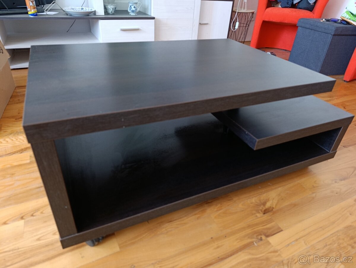 Konferenční stolek - 2