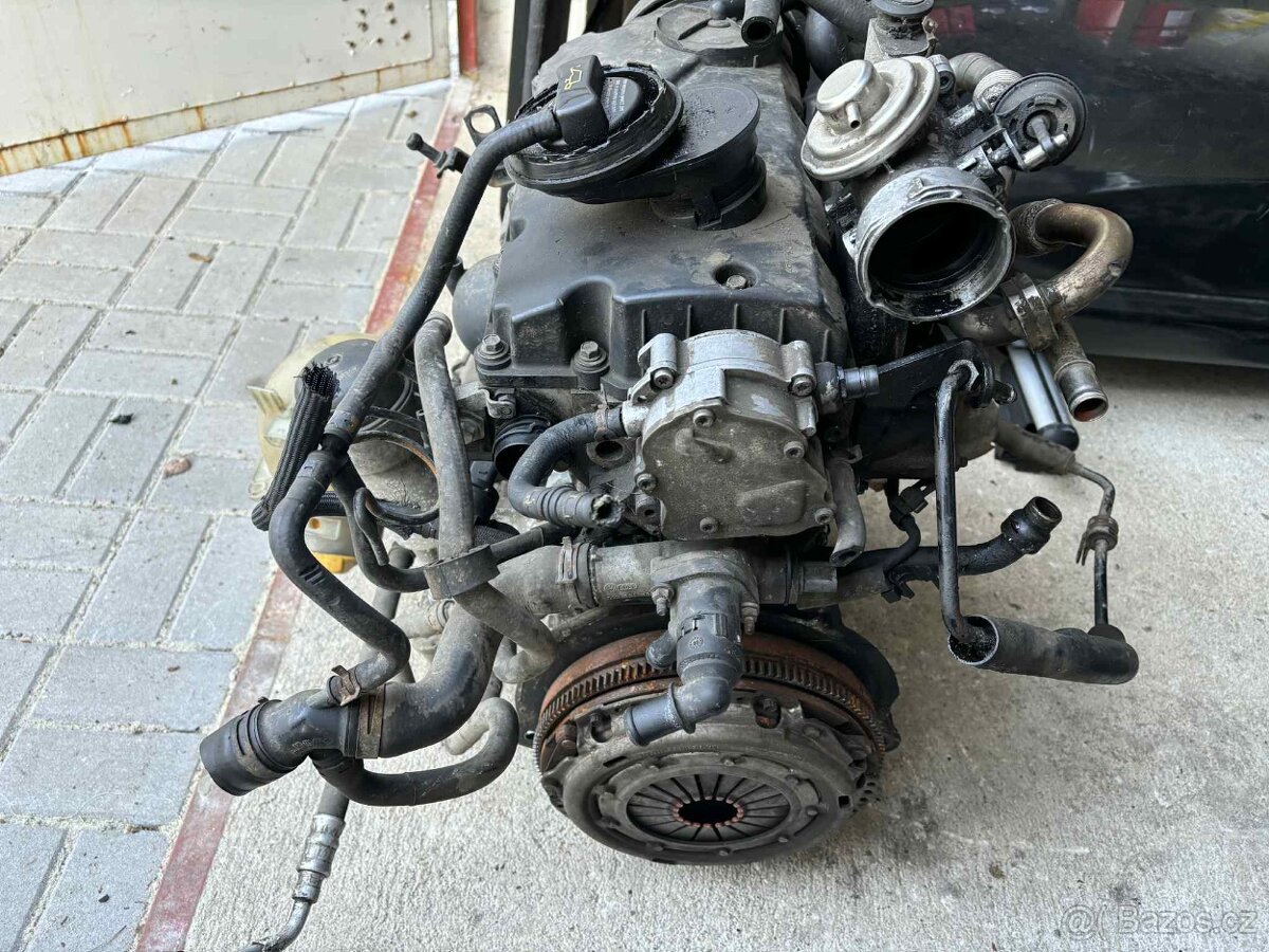 prodám Motor 1.9tdi 85kw AUY - 2