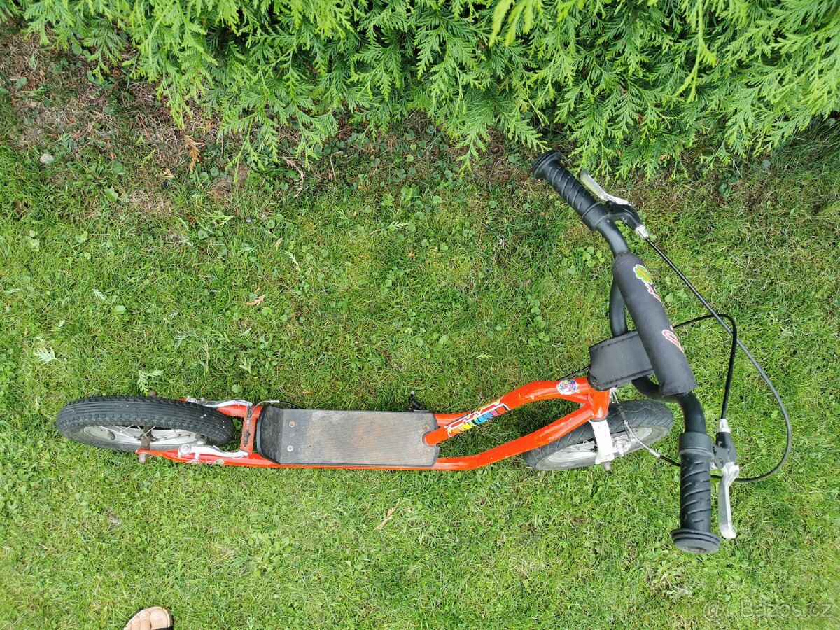 Yedoo koloběžka - 2