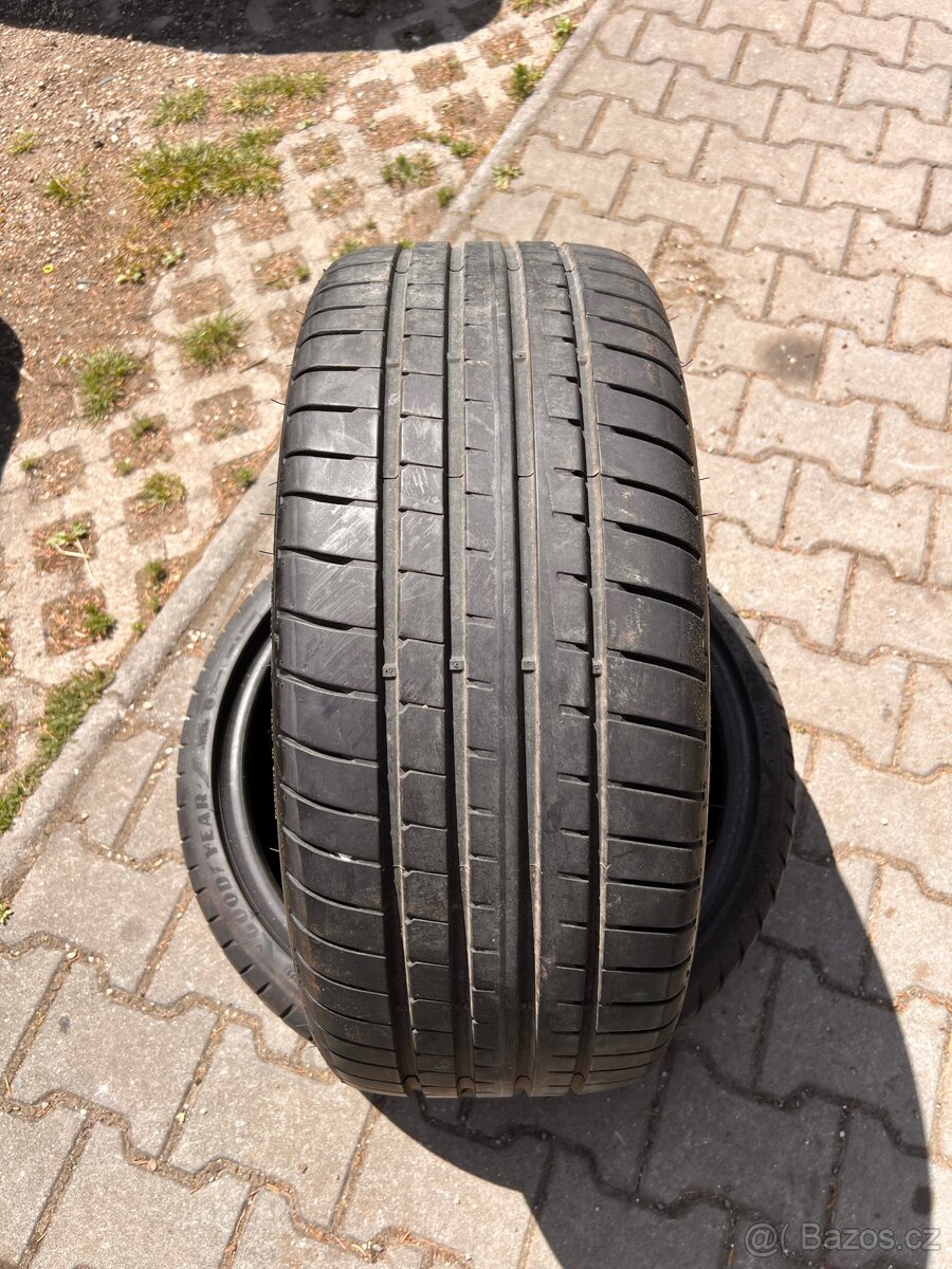 Letní pneu Goodyear 245/35r20 - 2