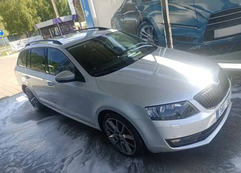 Škoda Octavia III - 2