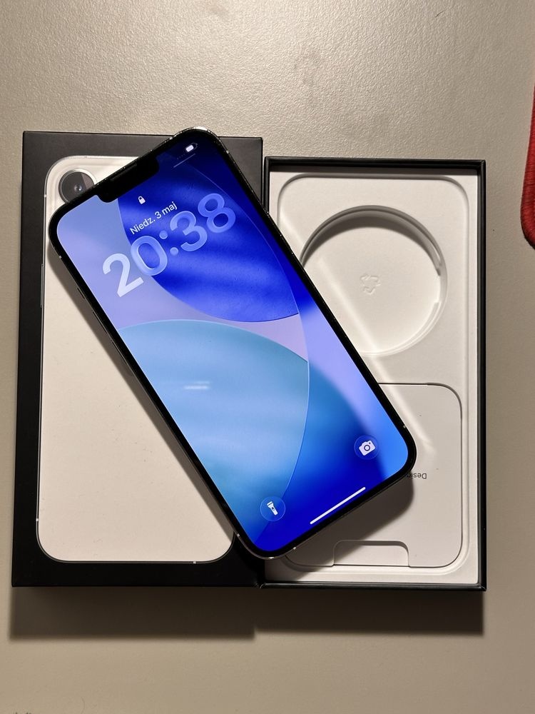 iPhone 13 Pro Max 128 GB 86 % bílý - 2